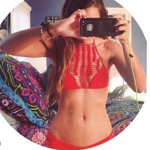 Acacia Panama & Pikake Bikini Two Piece Set in Hibiscus XS